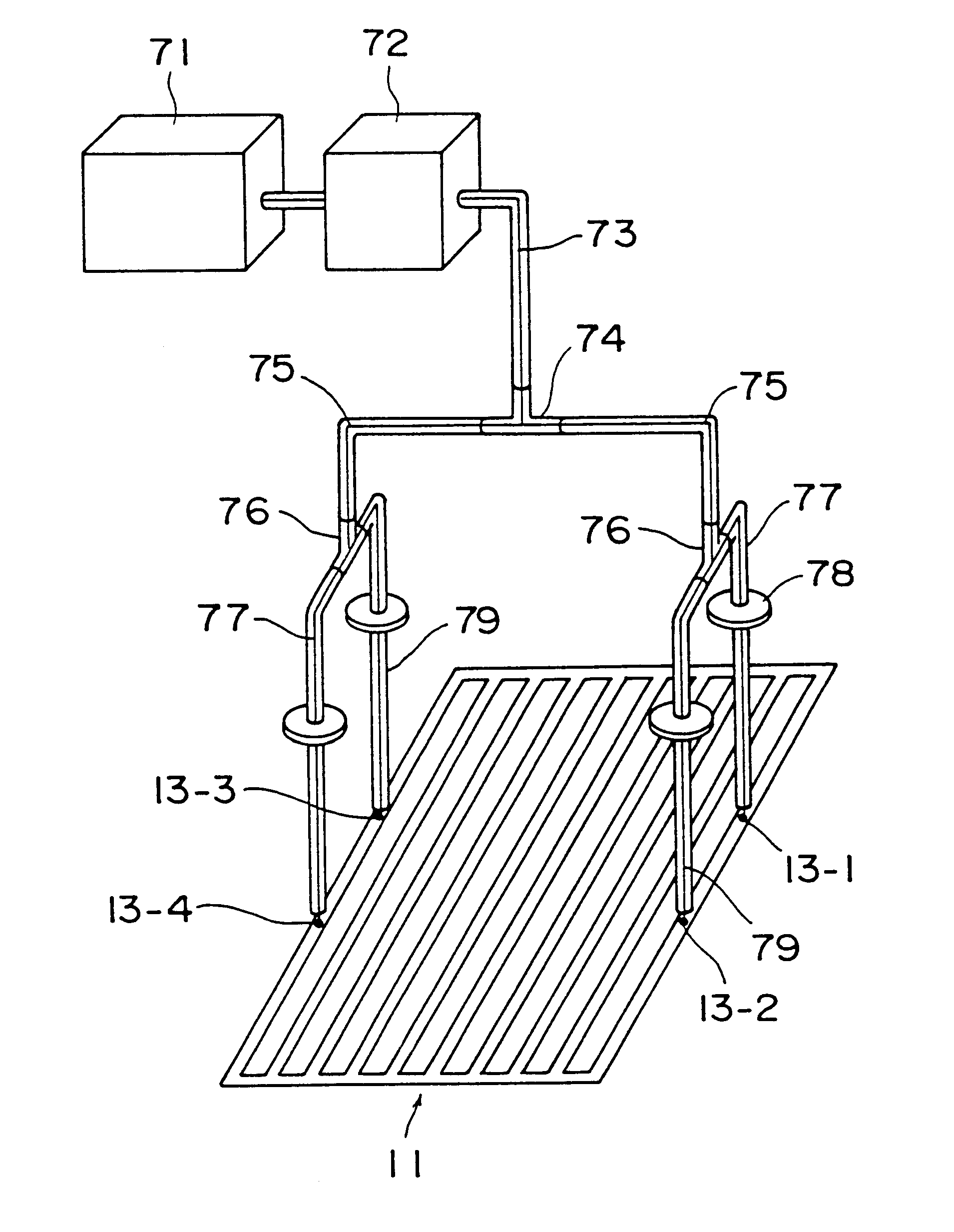 Discharge electrode, RF plasma generation apparatus using the same, and power supply method