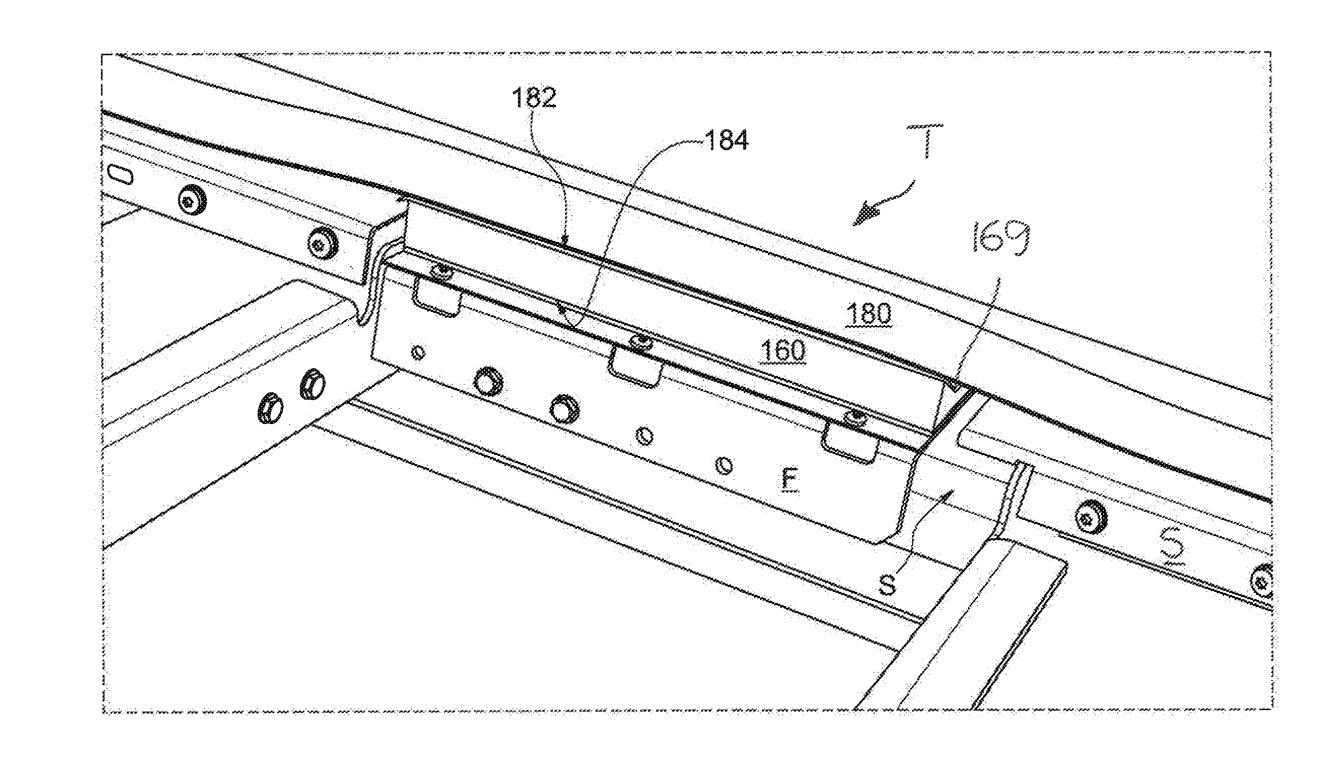 Conveyor system for transporting items