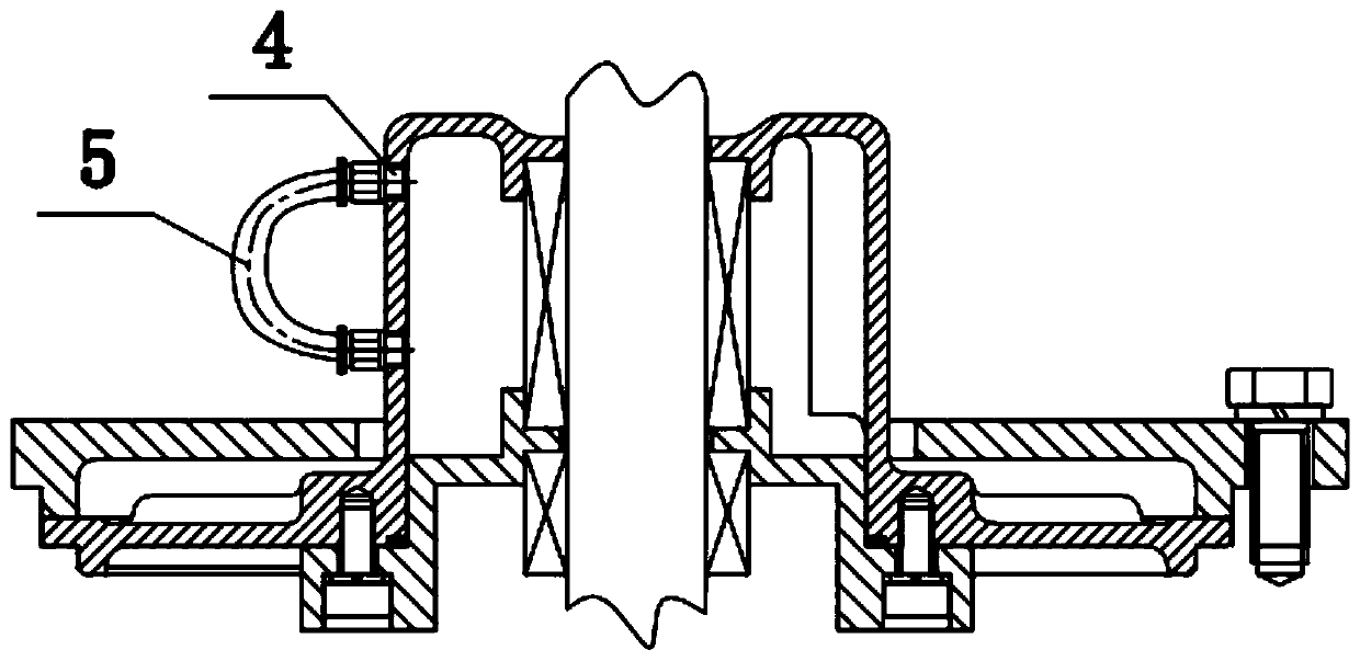 Environment-friendly mechanical seal cavity structure for pump and method for controlling temperature of cooling medium