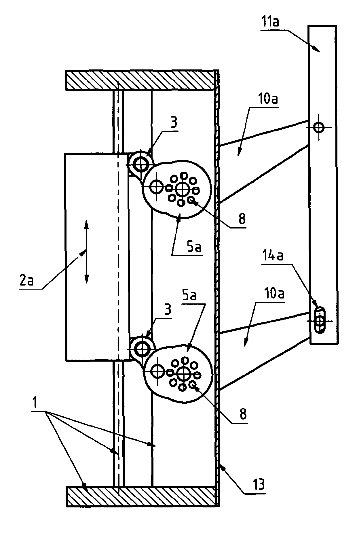 Gripper mechanism with two drive shafts per gripping finger