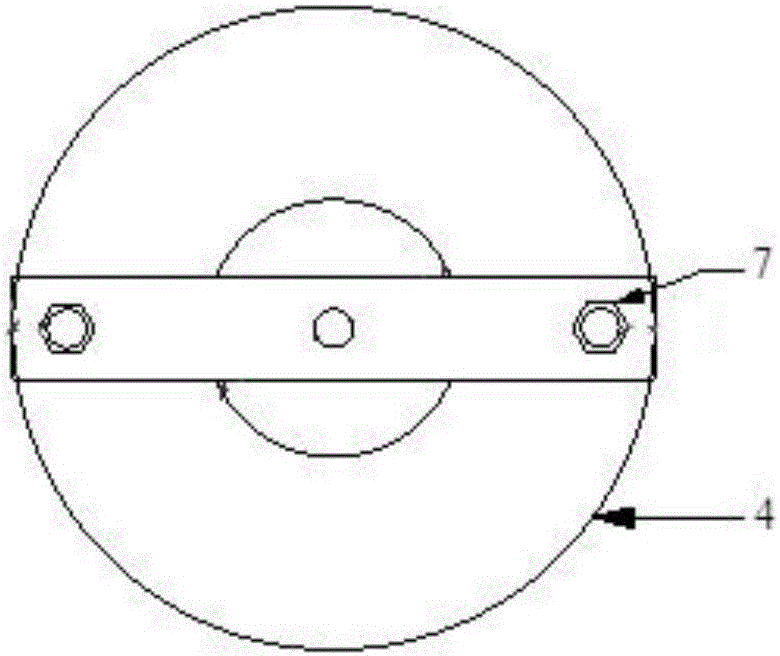 Apparatus and method for testing expansion coefficient of cement concrete for pavement