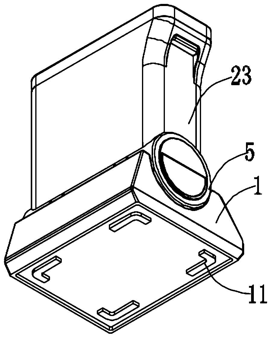 Tool apron and tool assembly