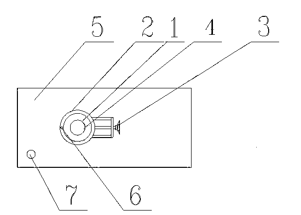 Sponge cadmium filtering and feeding device and sponge cadmium filtering and feeding method