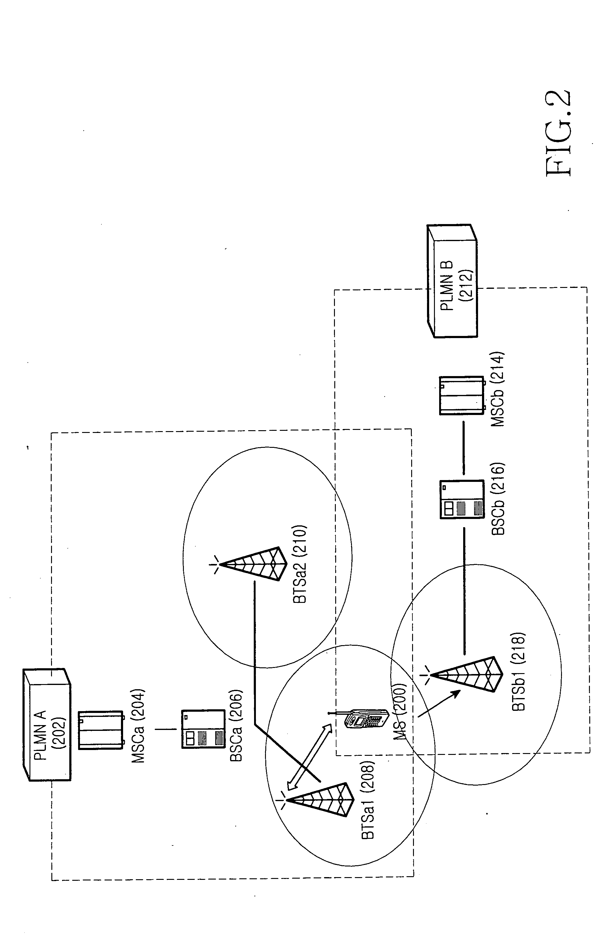 Apparatus and method for receiving improved roaming service in a mobile terminal