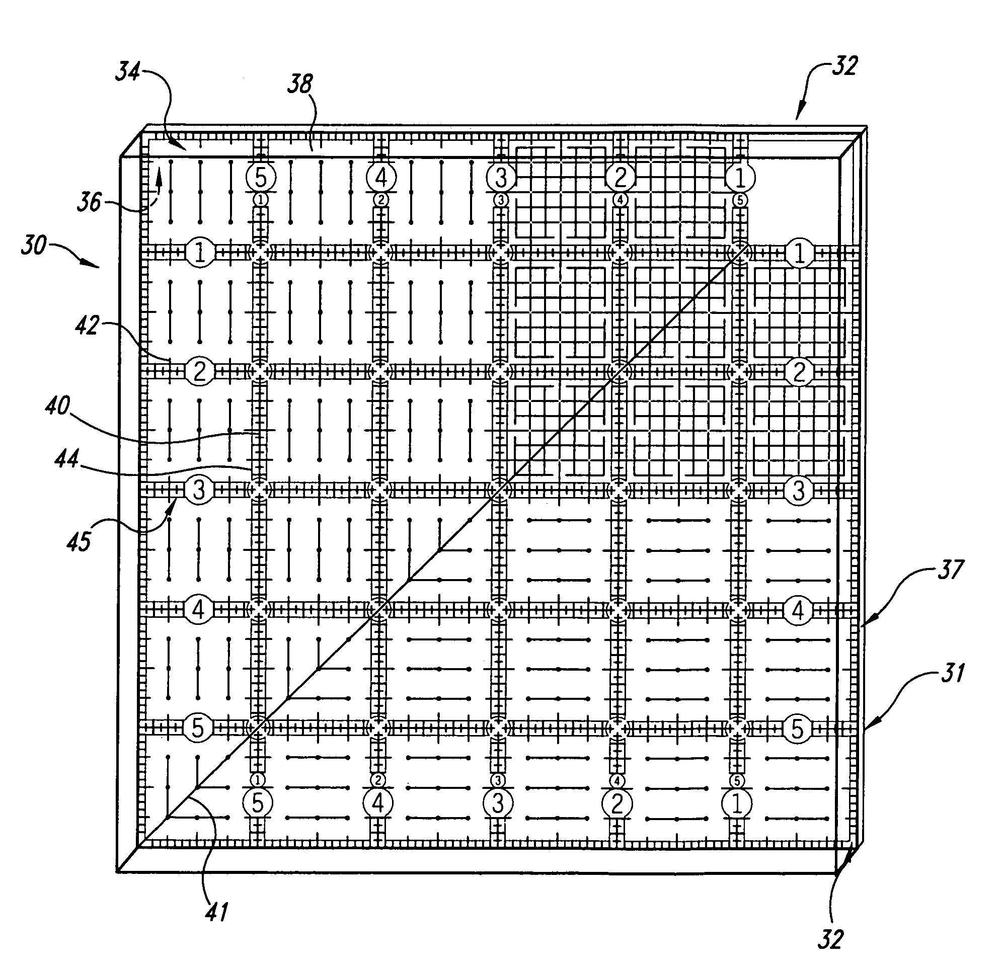 Transparent measuring device with enhanced visibility lines