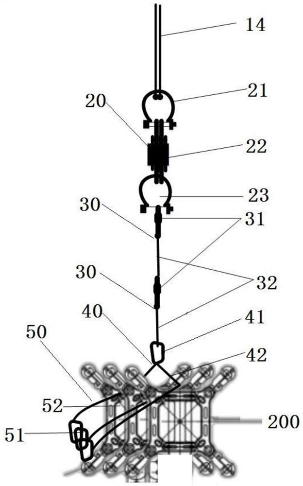 Sling device for helicopter and method for hoisting sub-conductor spacers