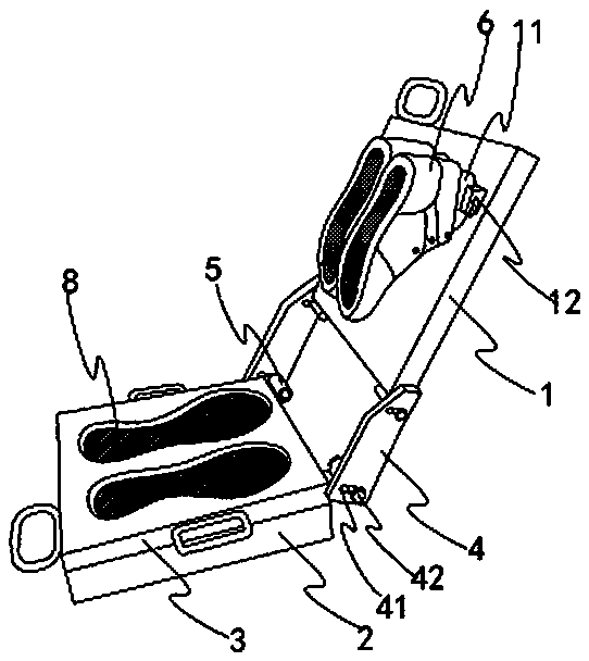 A mold for integral molding of sole and upper and shoe manufacturing process thereof