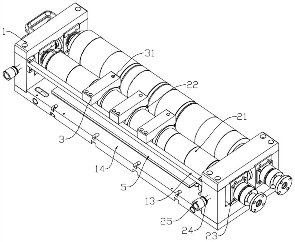 Horizontal lithium battery pole piece splitting machine