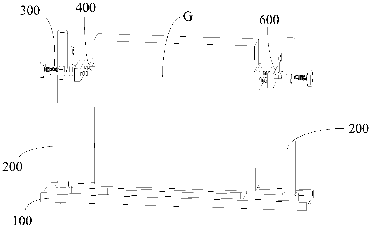 Clamping device in high-precision optical element interference detection
