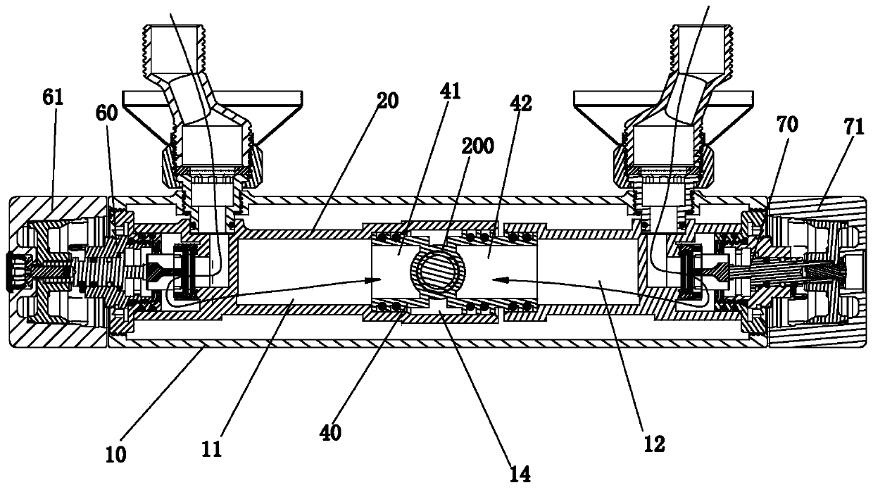 Valve structure with pressure balance and water heater