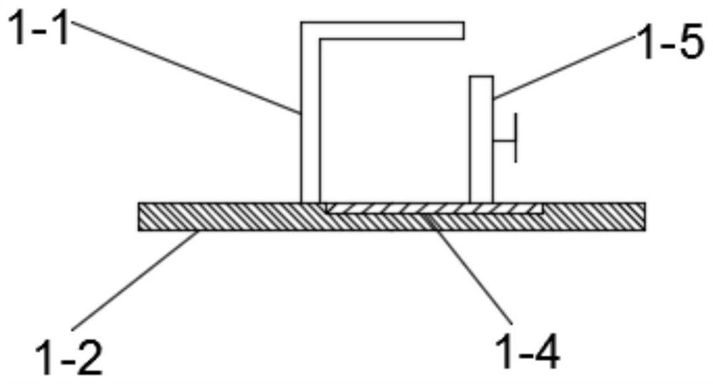 Electromagnetic heating element temperature measuring device and temperature measuring method