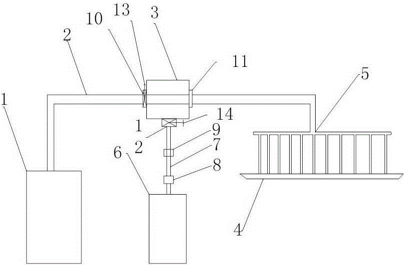 Device for recovering photoresist in coating machine pipeline