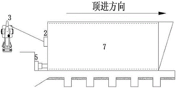 A horizontal guide deviation correction system for jacking up bridges and culverts passing under existing lines