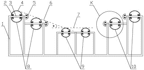 Spherical carrier roller for material conveying belt
