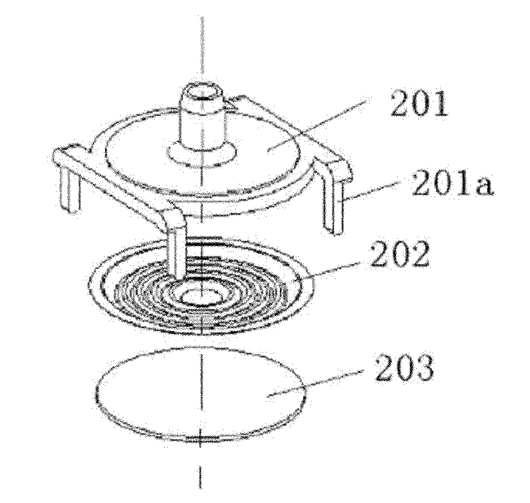 Movable electrode of variable capacitor, pressure sensor and blood pressure measuring equipment