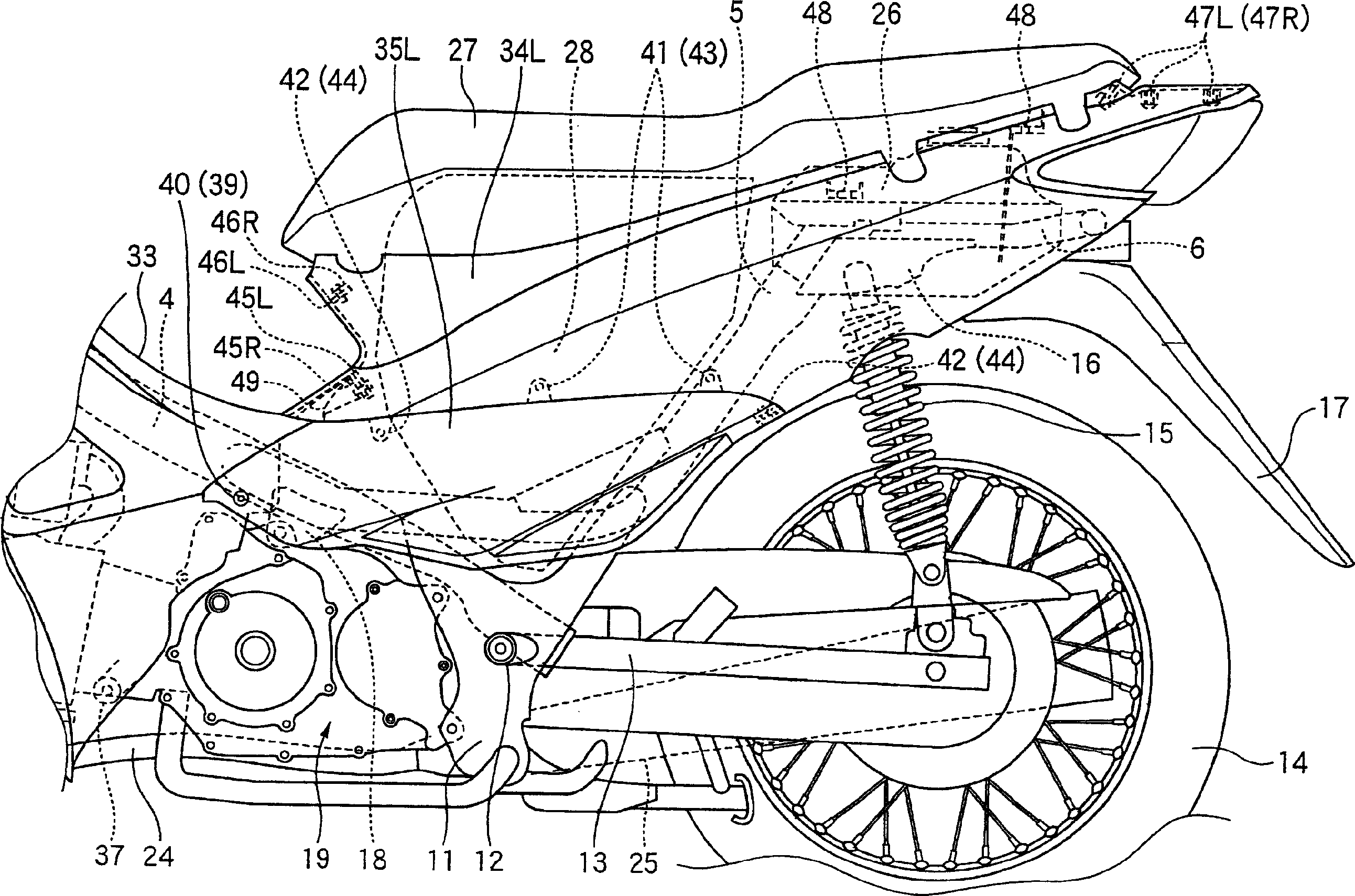 Body hood mounting structure of automatic two-wheeled bicycle