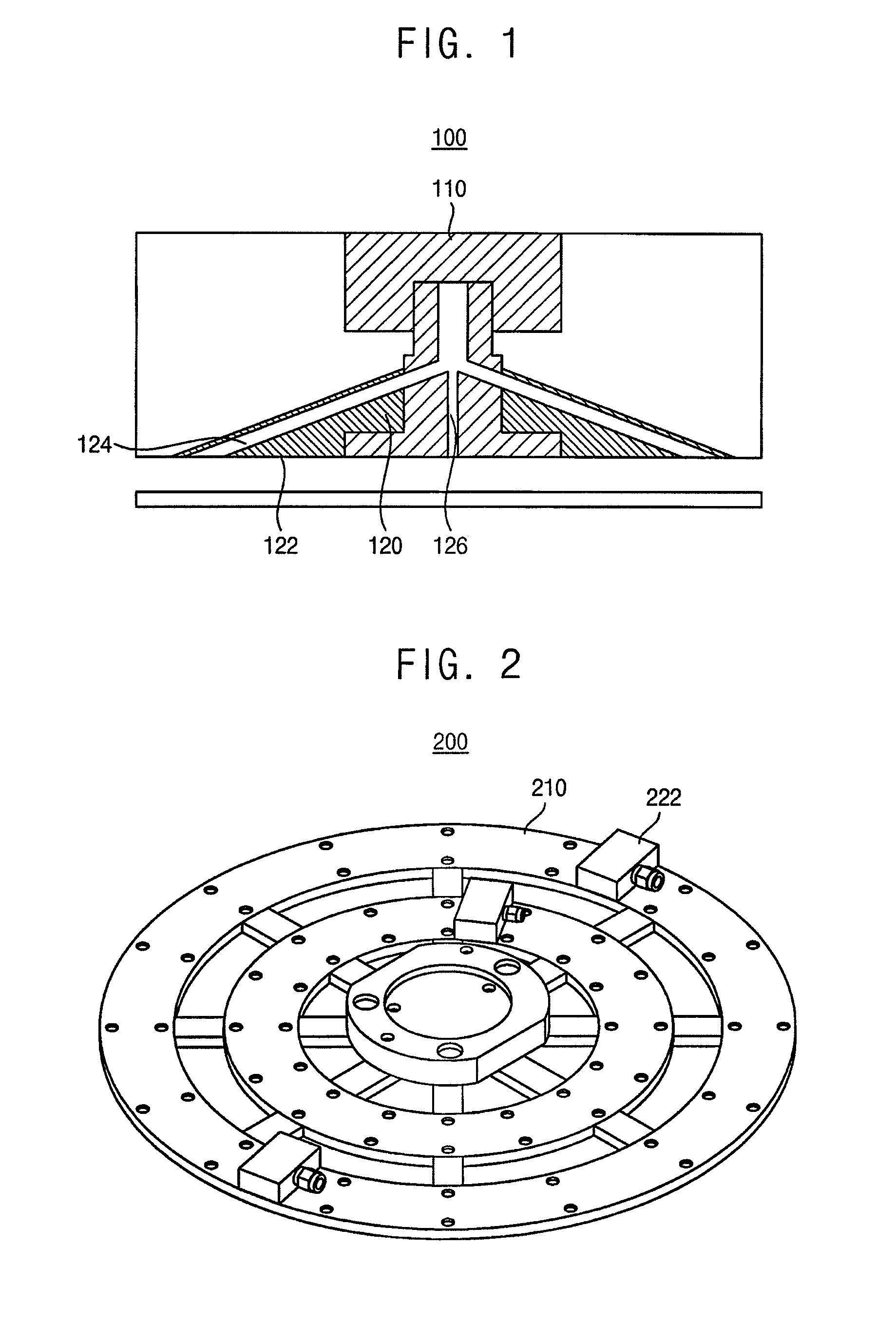Nozzle for holding a substrate and apparatus for transferring a substrate including the same