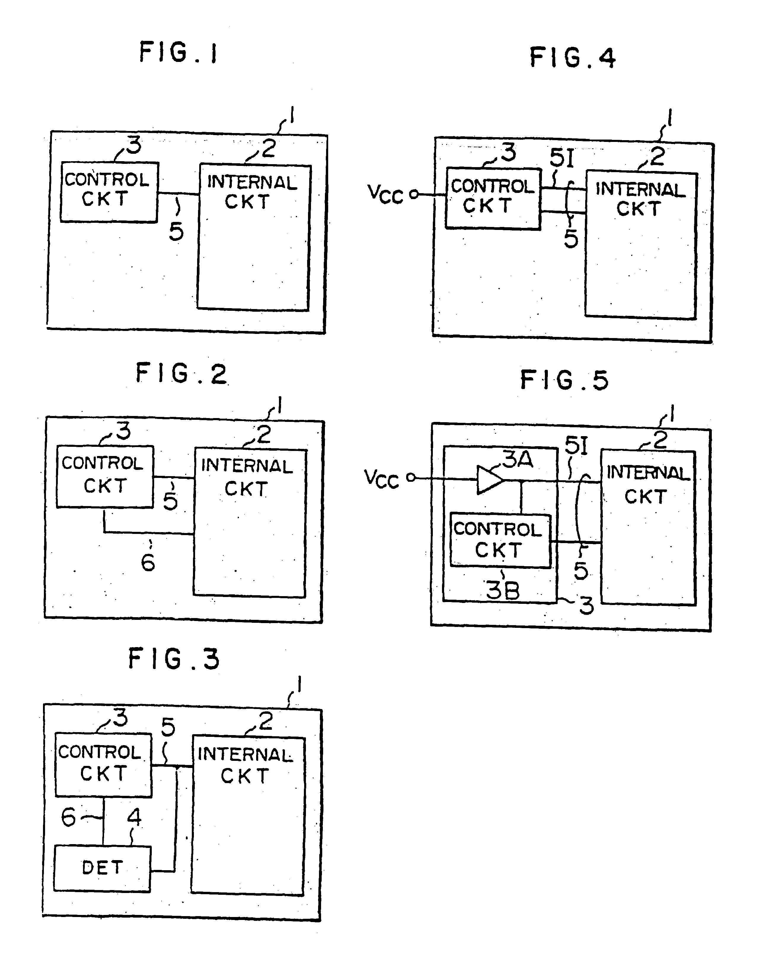 Semiconductor device incorporating internal power supply for compensating for deviation in operating condition and fabrication process conditions
