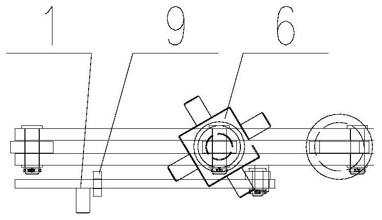 A self-locking connecting mechanism