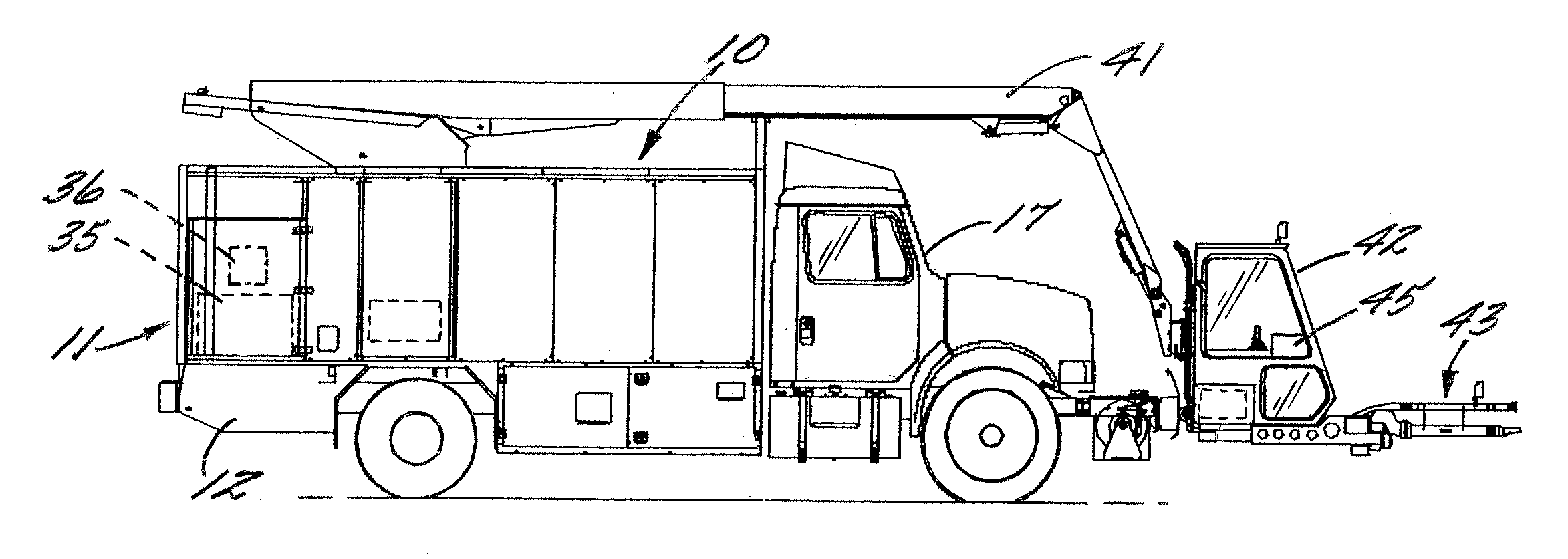 Apparatus and method for blending fluids