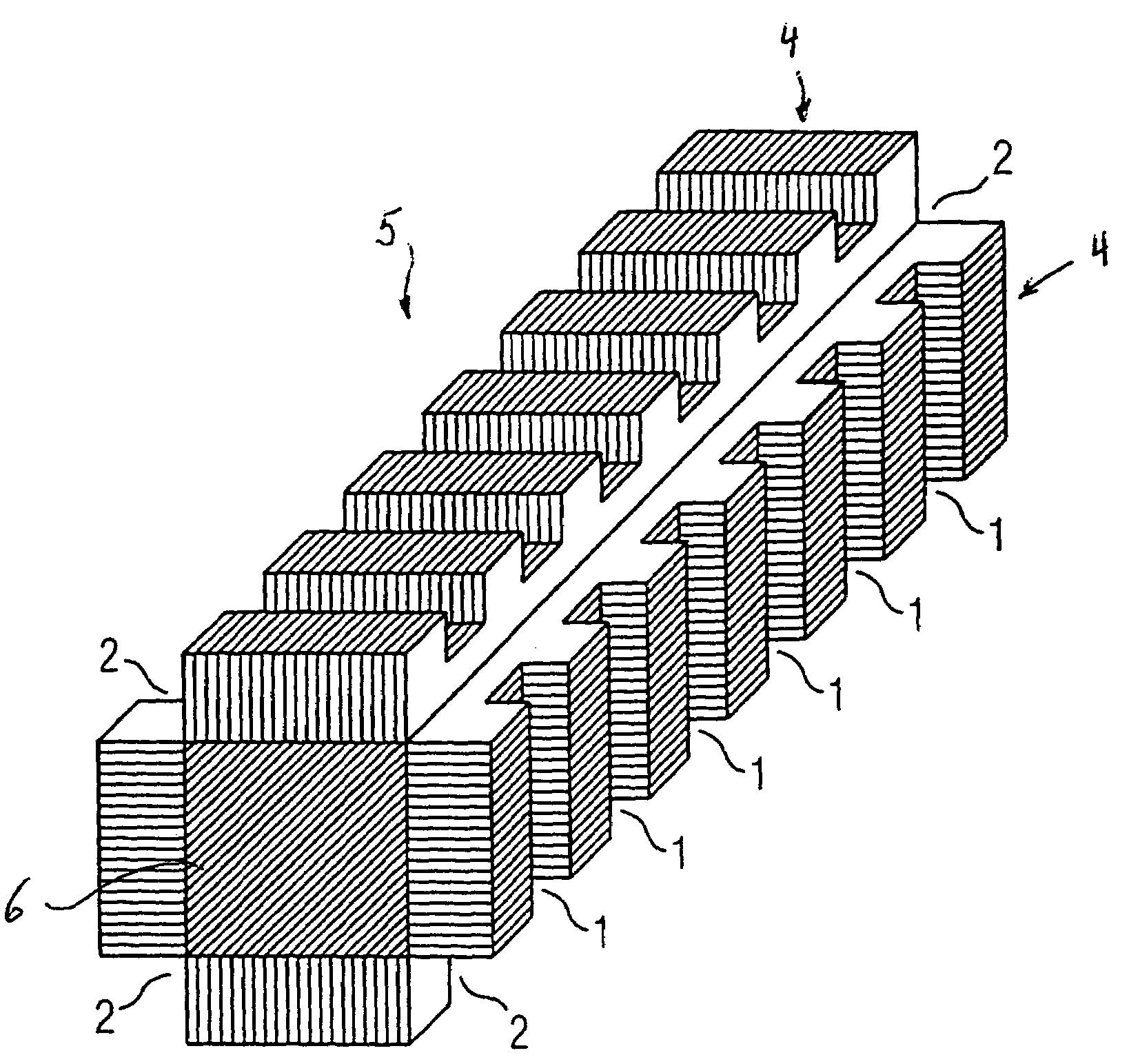 Polygonal structure of a linear motor with ring winding