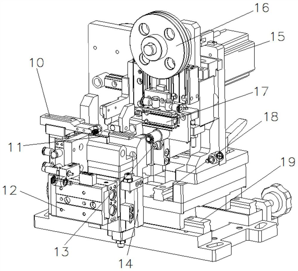 Full-automatic two-trimming rubberizing machine and rubberizing method thereof