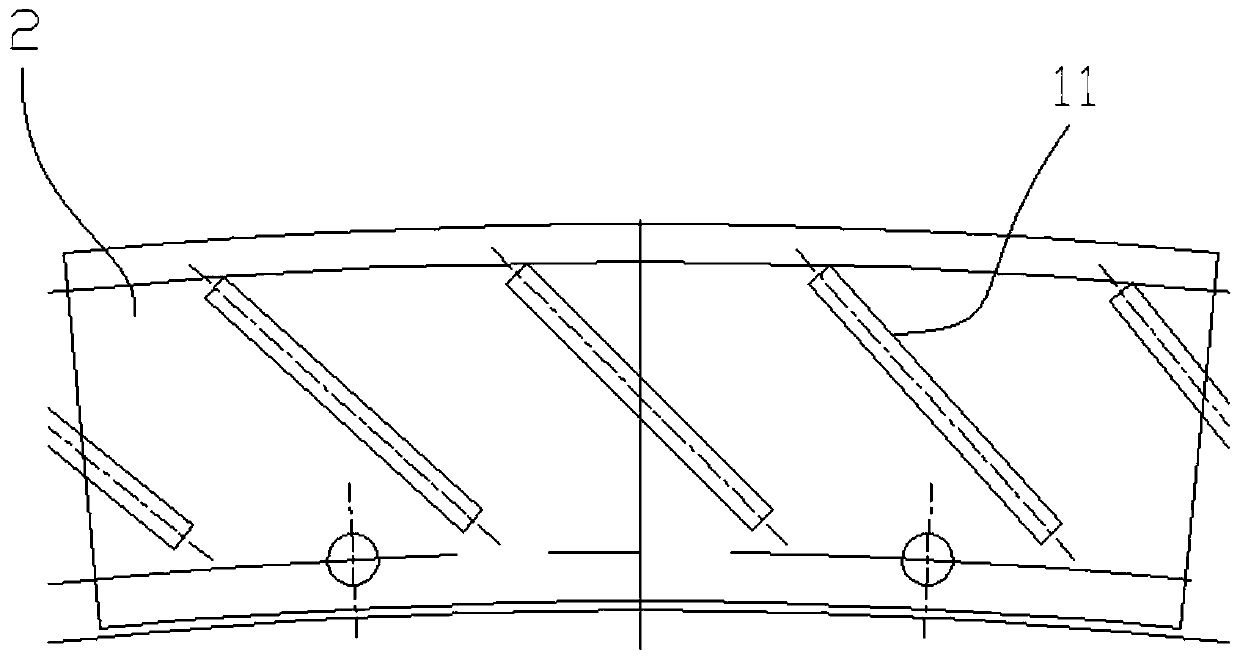 Vertical mill powder concentrator labyrinth sealing structure