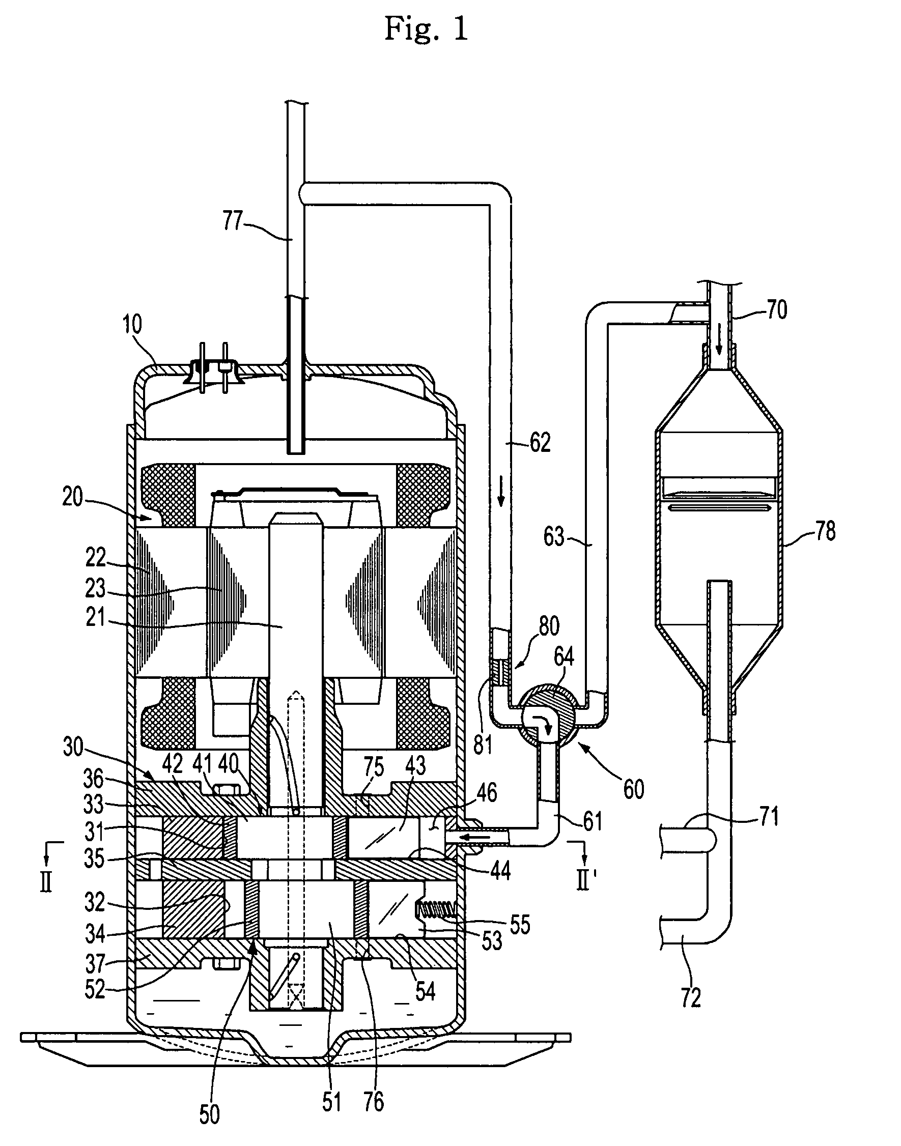 Variable capacity rotary compressor having vane controller
