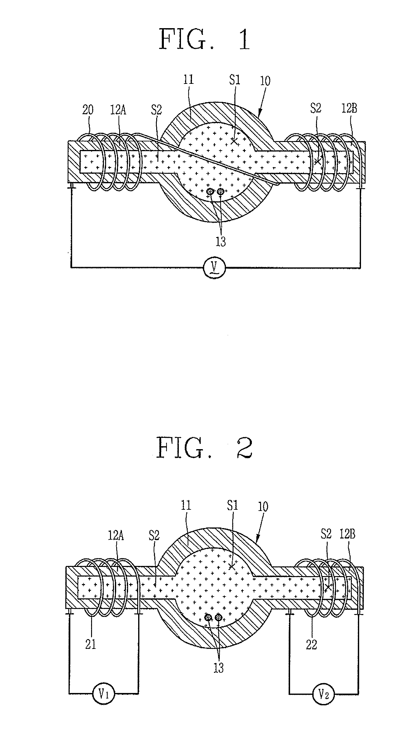 Plasma lighting system having thin metallic film resonator