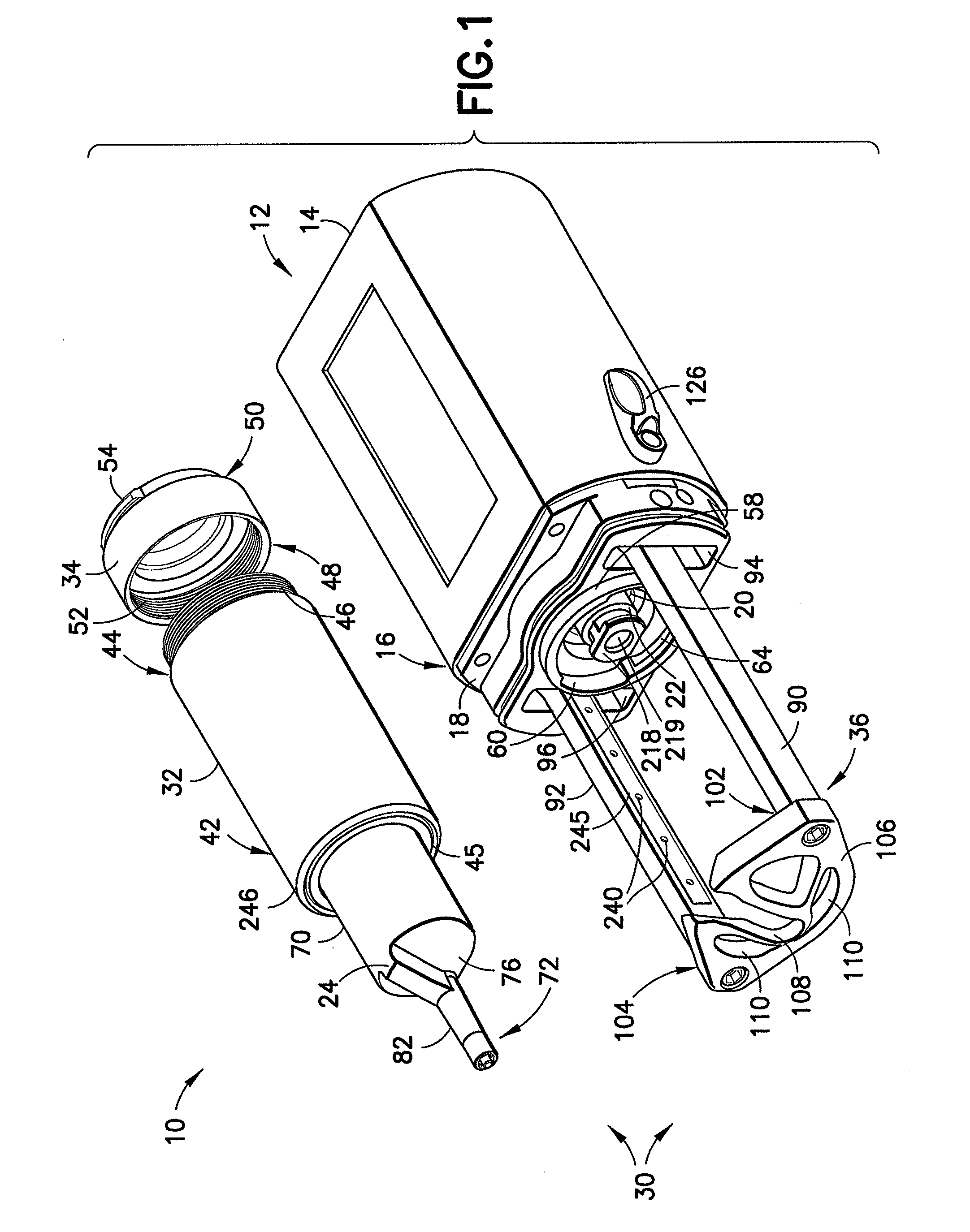 Fluid injection apparatus having Anti-rotation elements to limit syringe plunger rotation