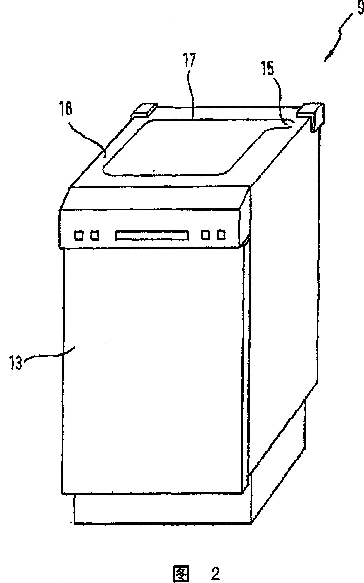 Dishwasher with device for storage of rinsing water