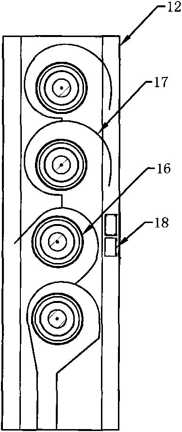 Heat dissipating device for cooling machine cabinet