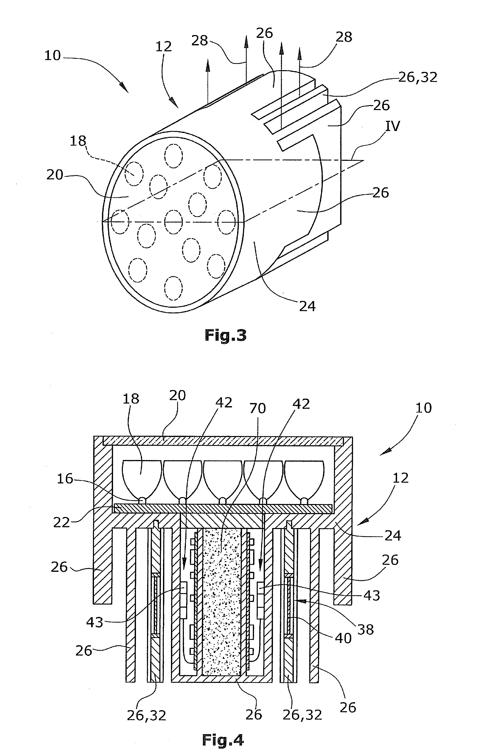 Device for generating a cooling air flow in a preferential flow direction for cooling electrical components