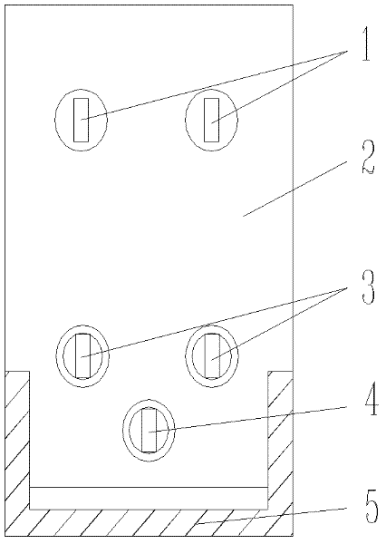 Flat-plate trolley with five wheels