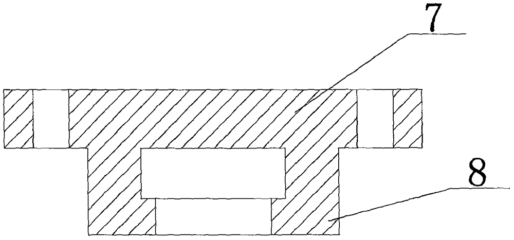Integral type hinge beam closed-die forging and pressing forming die and hinge beam manufacturing method