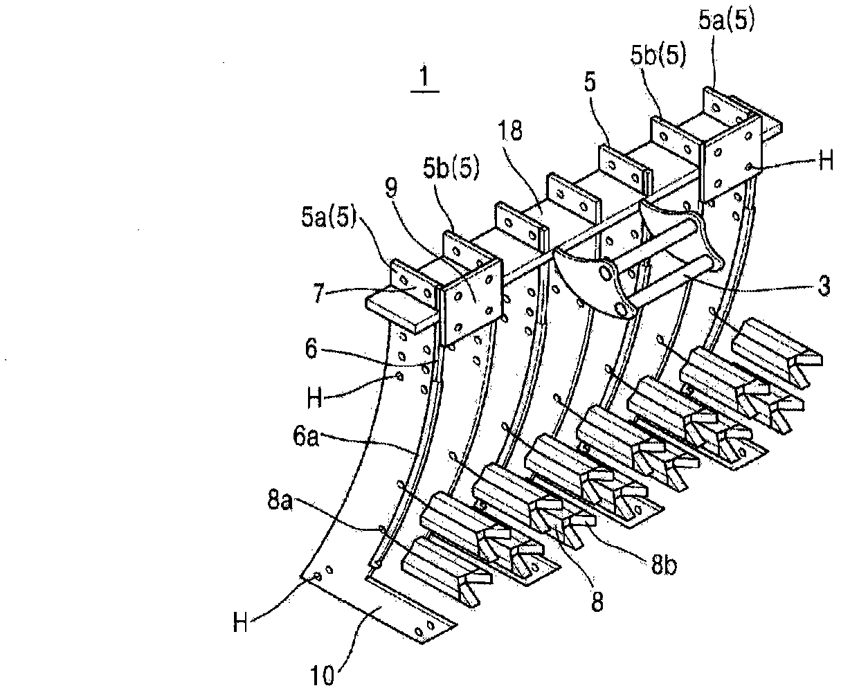 Polluted soil cultivation device for use in backhoe excavator