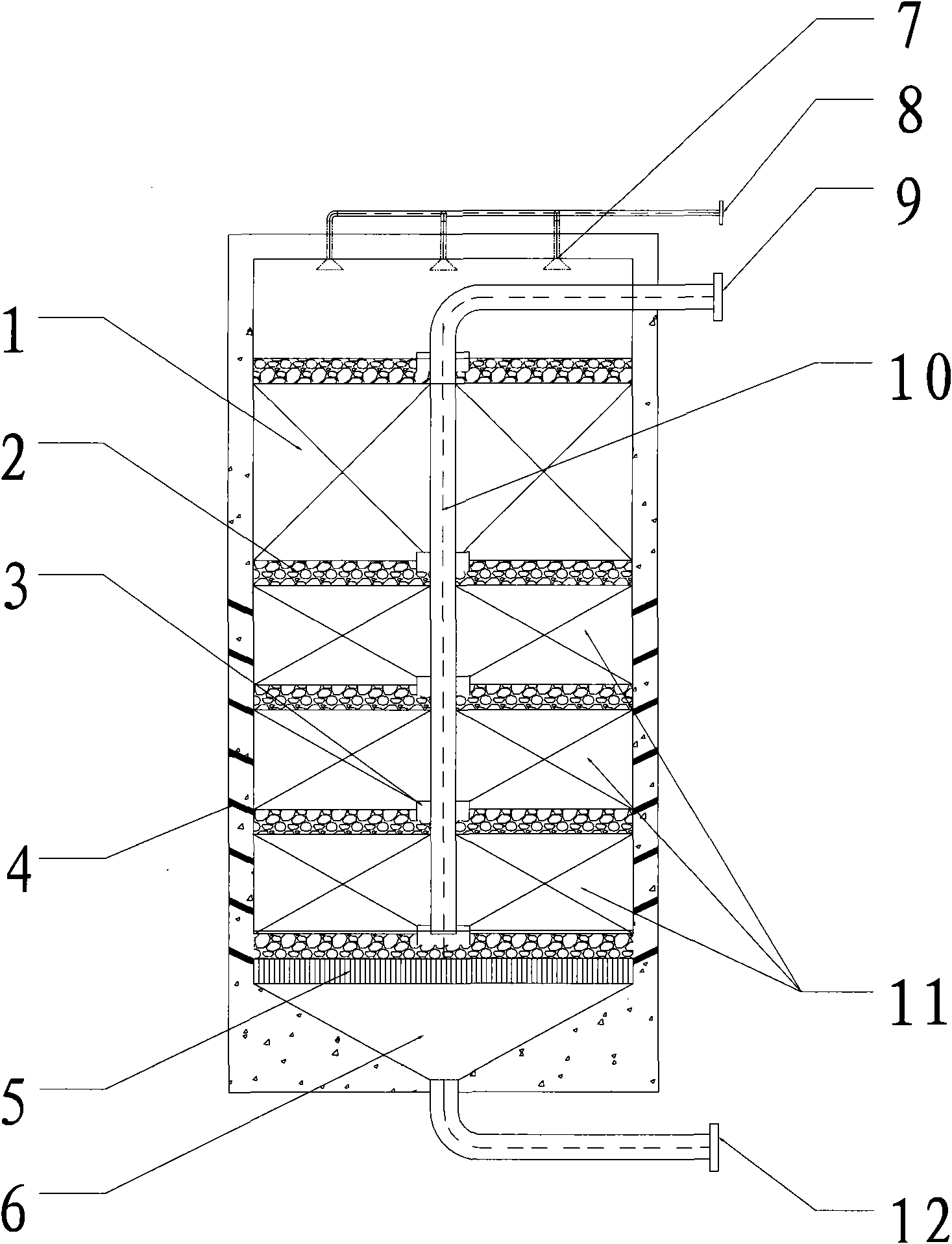 Distributed domestic sewage treatment reactor and treatment method thereof