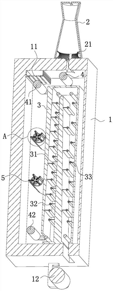 Soft antibacterial non-woven fabric and preparing method thereof