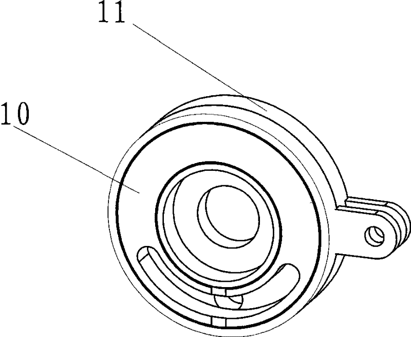 Vacuum pumping-type squeezing roller structure removing free water