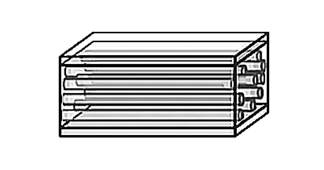 Sandwich panel with a ductile hybrid core comprising tubular reinforcements