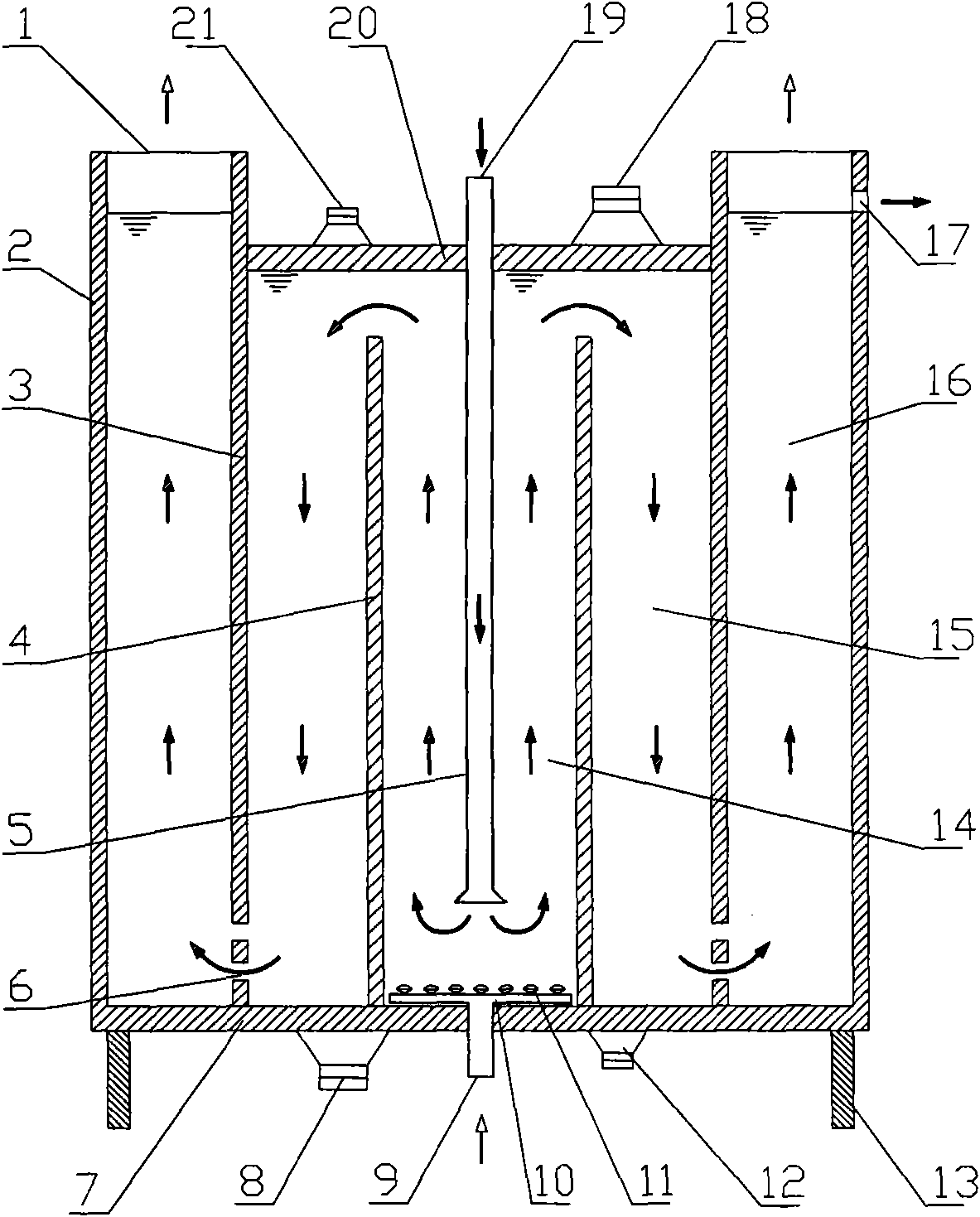 Double-frequency ultrasonic chemical reactor