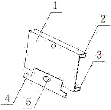 Keel frame connector with higher flexibility