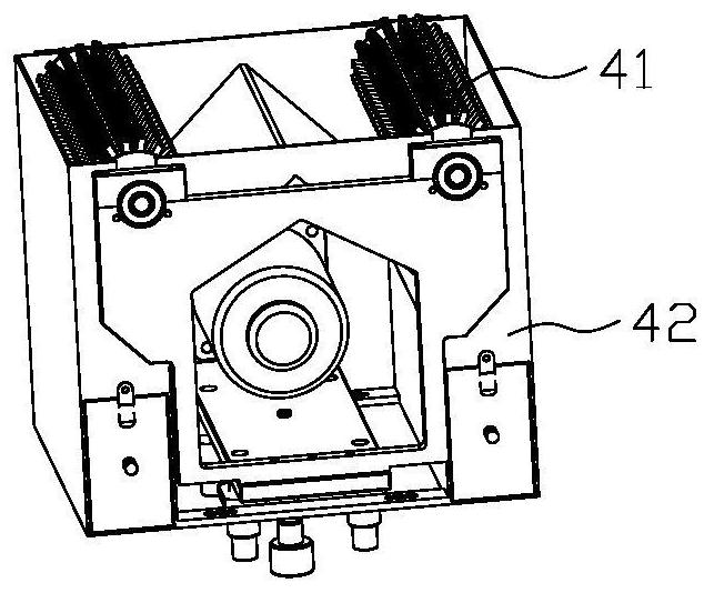 PLC circuit board washing device and washing method