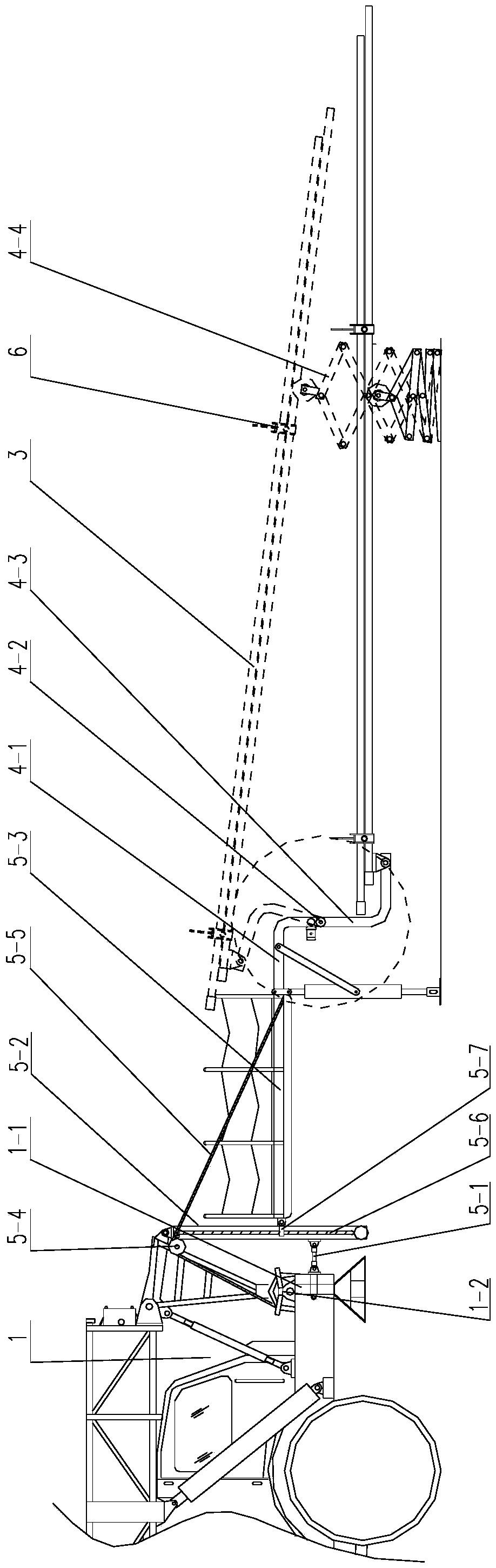 Automatic control operating platform used for workover rig and provided with automatic tubing string pulling system