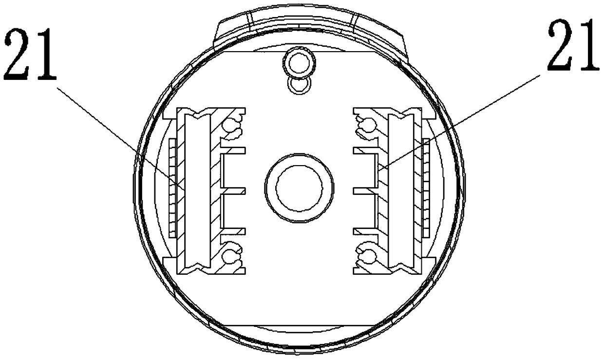 A submerged water circulation low temperature slow cooker