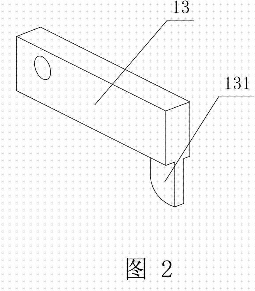 Zipper assembly device of auto-end-closing injection machine and zipper assembly method of zipper assembly device