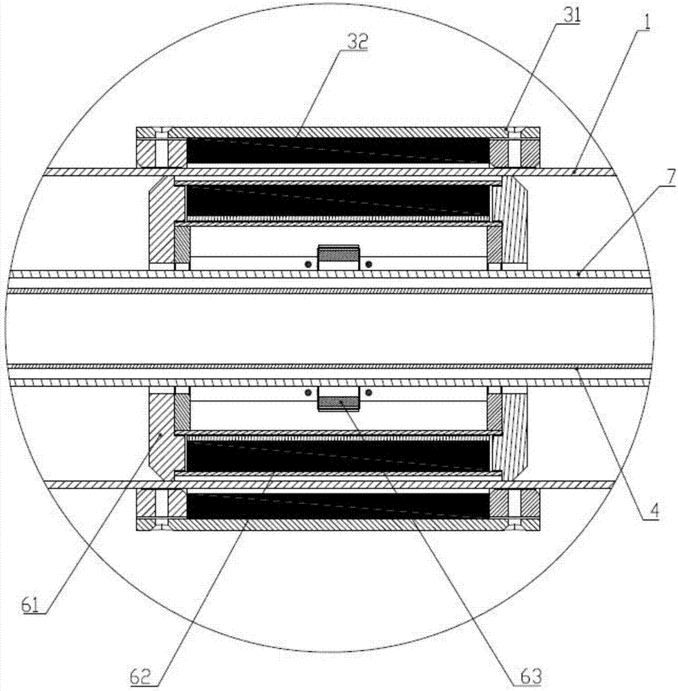 Automatically cleaned ultraviolet water sterilizer