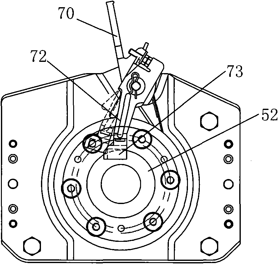 Direct drive engaging and disengaging device of washing machine
