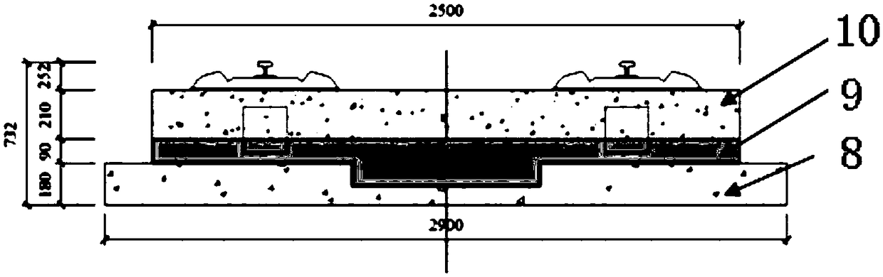 Device and method for quantitatively detecting defects of self-compacting concrete filling layer of ballastless track