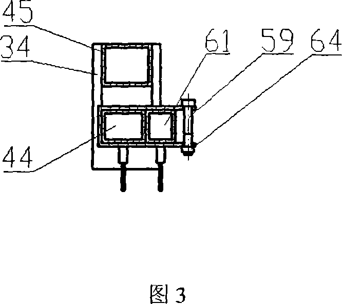Device for cleaning and drying huge bearing through composited swing and spraying